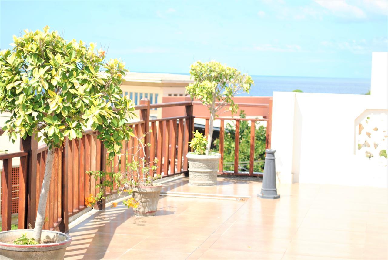Prego Suites Ettukala Exterior foto