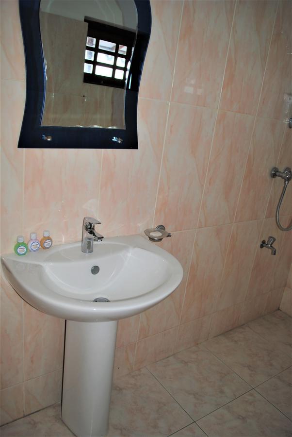 Prego Suites Ettukala Zimmer foto